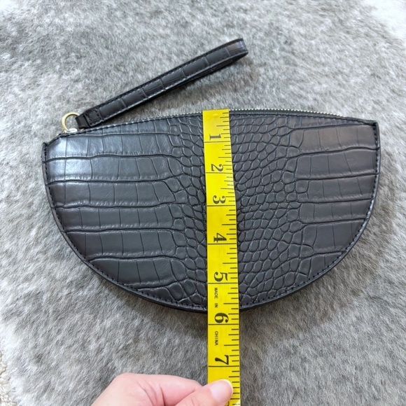 A New Day Faux Alligator Wristlet Clutch - Picture 12 of 13